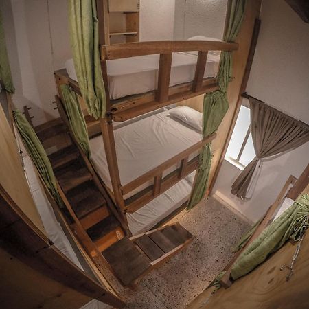 Al Bosque Hostel & Glamping Santa Elena  Buitenkant foto