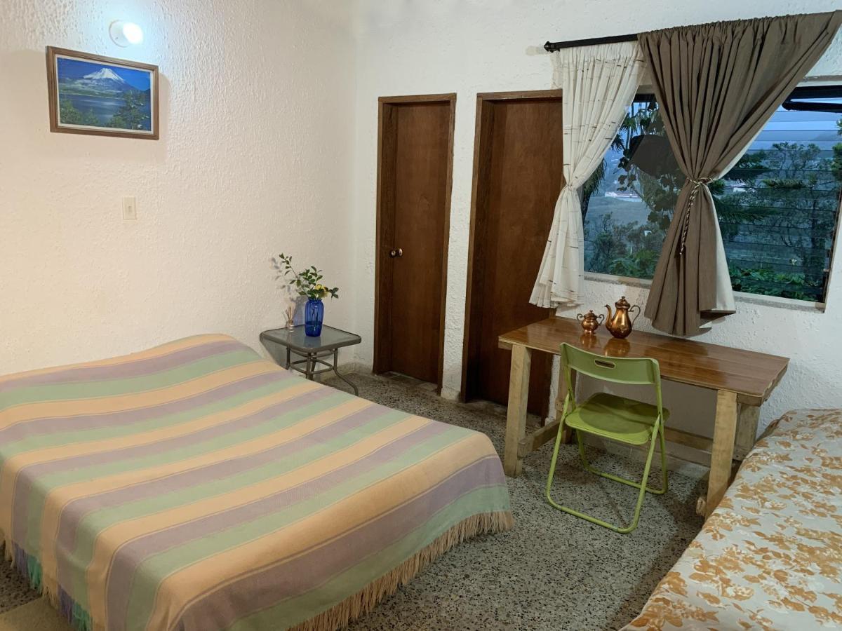 Al Bosque Hostel & Glamping Santa Elena  Buitenkant foto