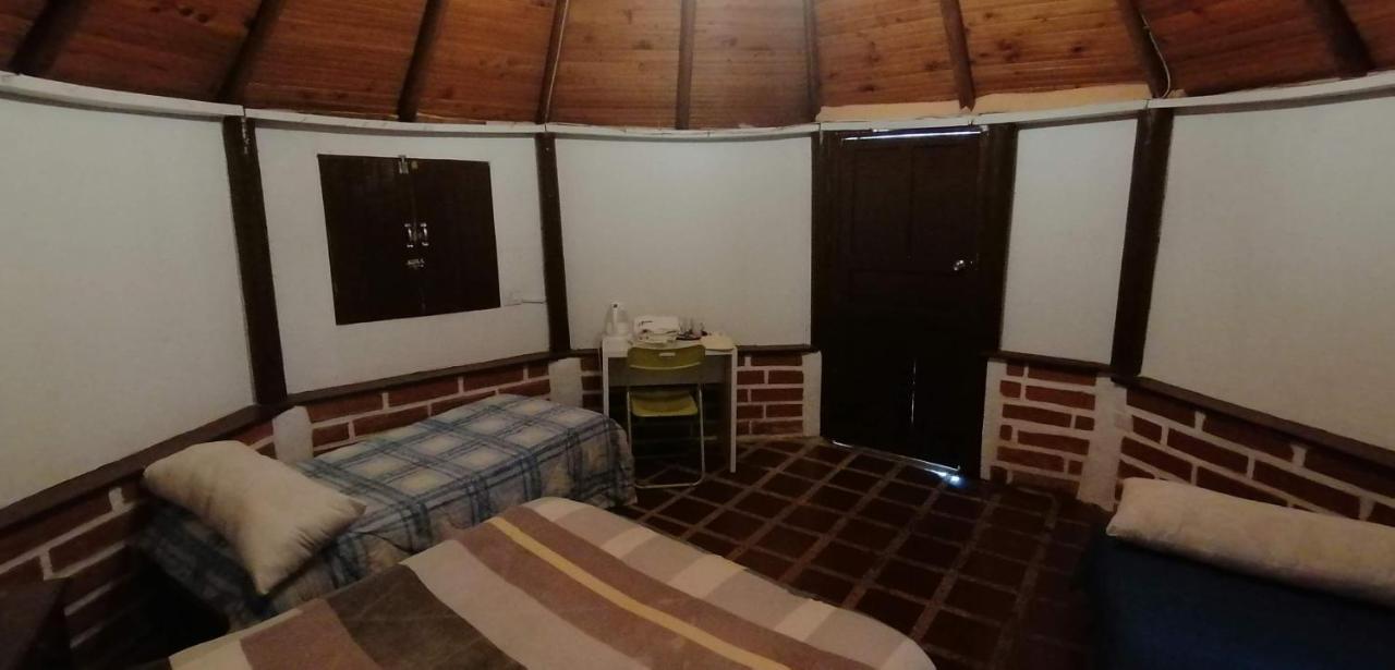 Al Bosque Hostel & Glamping Santa Elena  Buitenkant foto