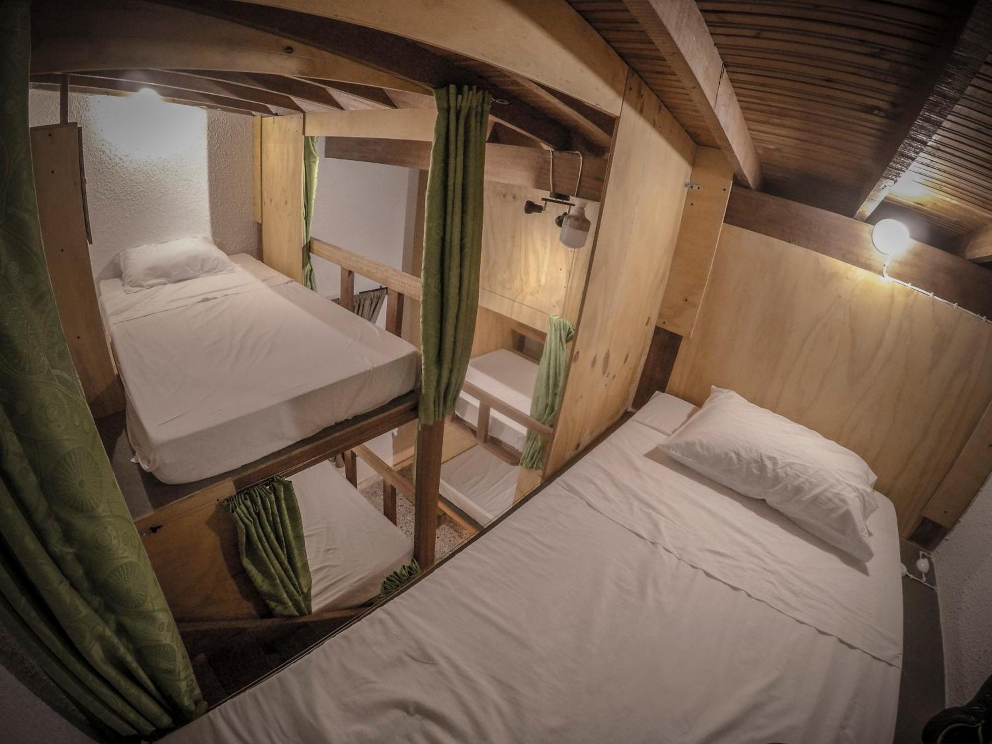 Al Bosque Hostel & Glamping Santa Elena  Buitenkant foto
